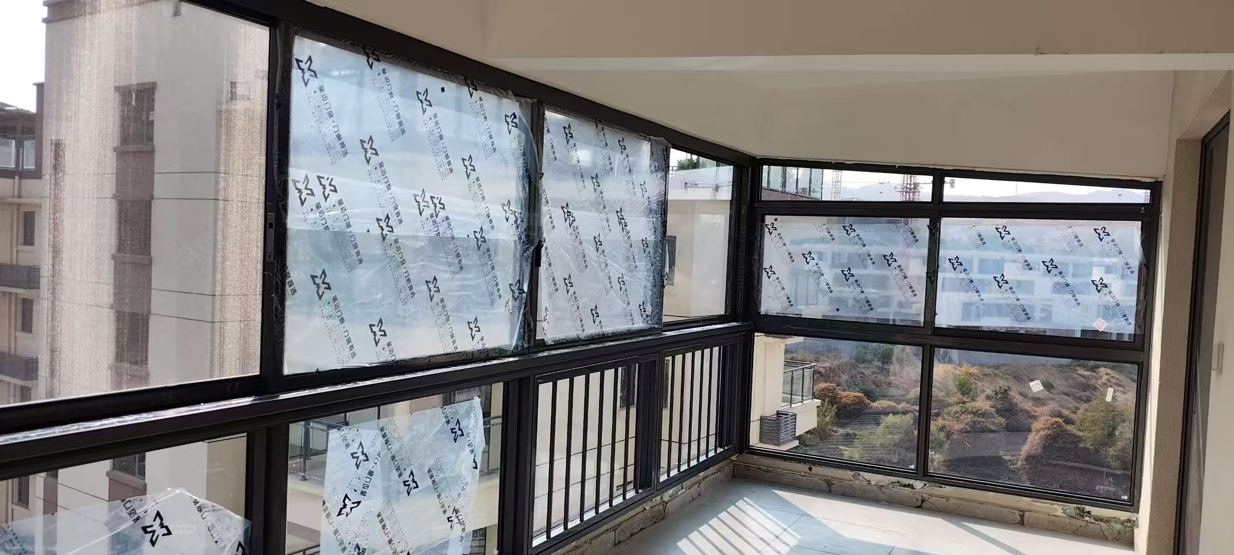 137 Series Panoramic Sliding Window